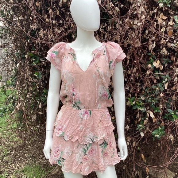 💋Yumi Kim Joy Ride Blush Betty Ruffle Mini Dress - Picture 2 of 10